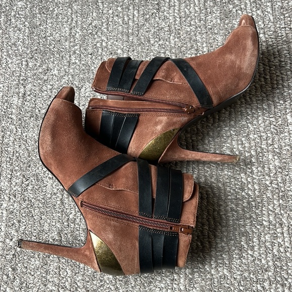 Gianni Bini suede open toe booties - Picture 4 of 6